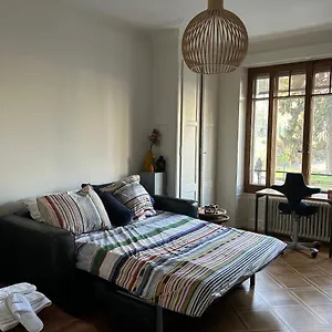  Privatunterkunft Double Bedroom & Kitchen - Perle Du Lac,