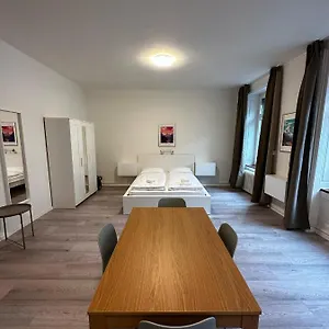 Hitrental Seefeld - Kreuzstrasse , Zurich Suisse